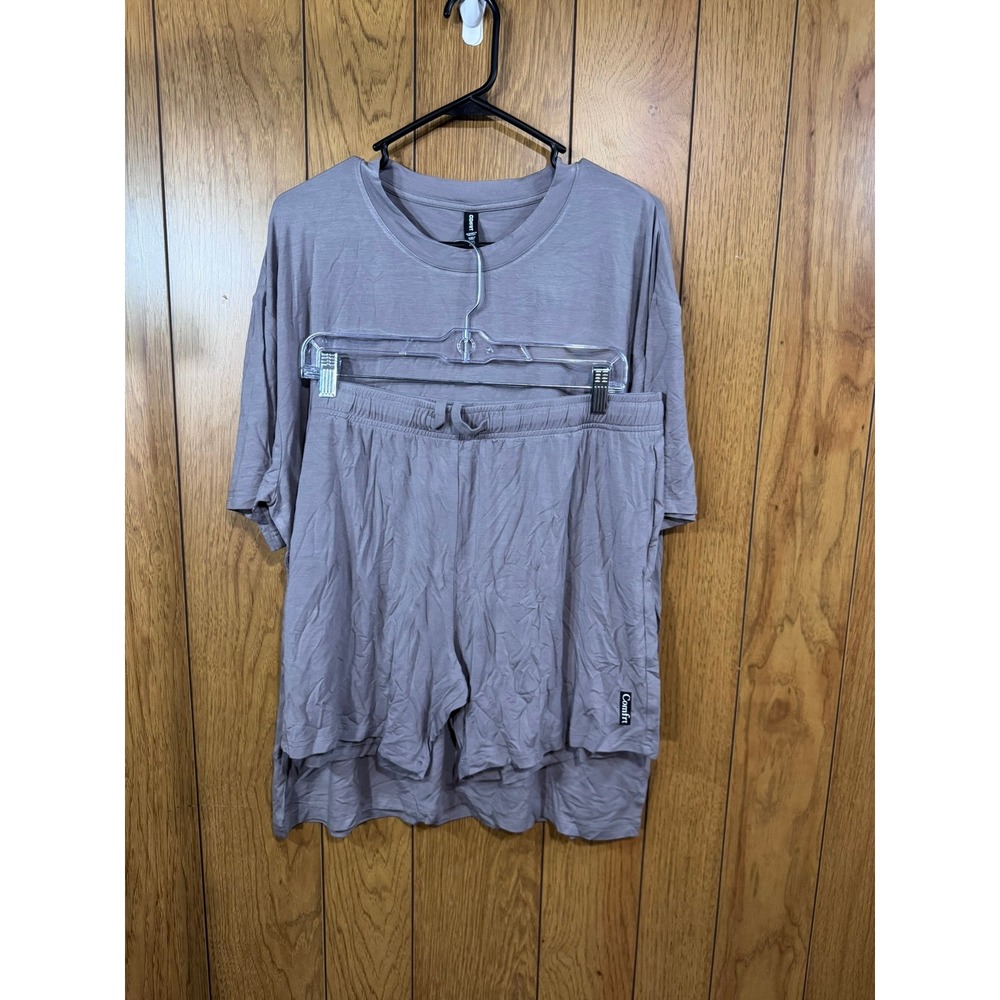 Comfrt Womens Oversized Lounge Set Mauve Purple Tee and Shorts Two Piece XL